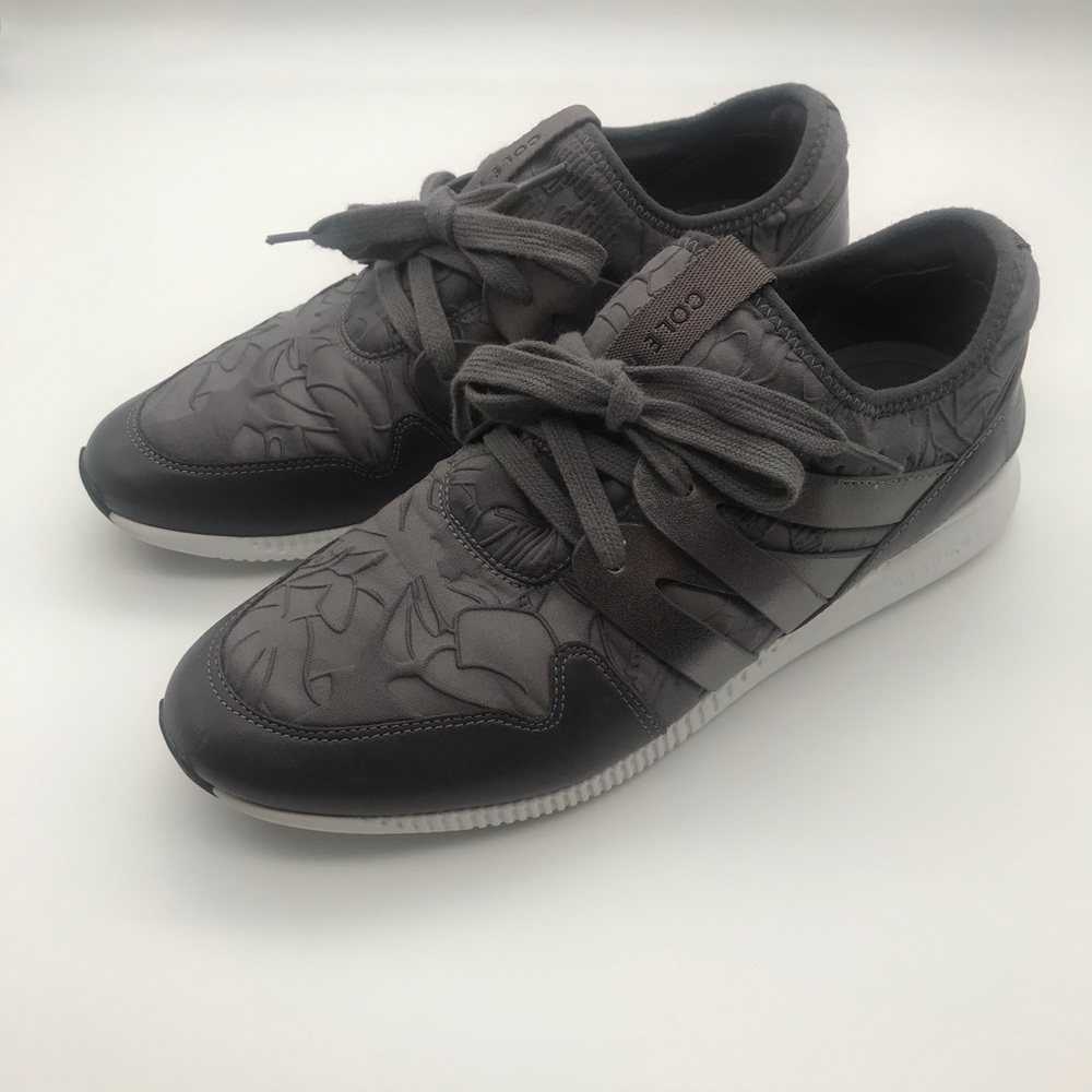 Cole Haan Studiogrand floral embossed sneaker 7B